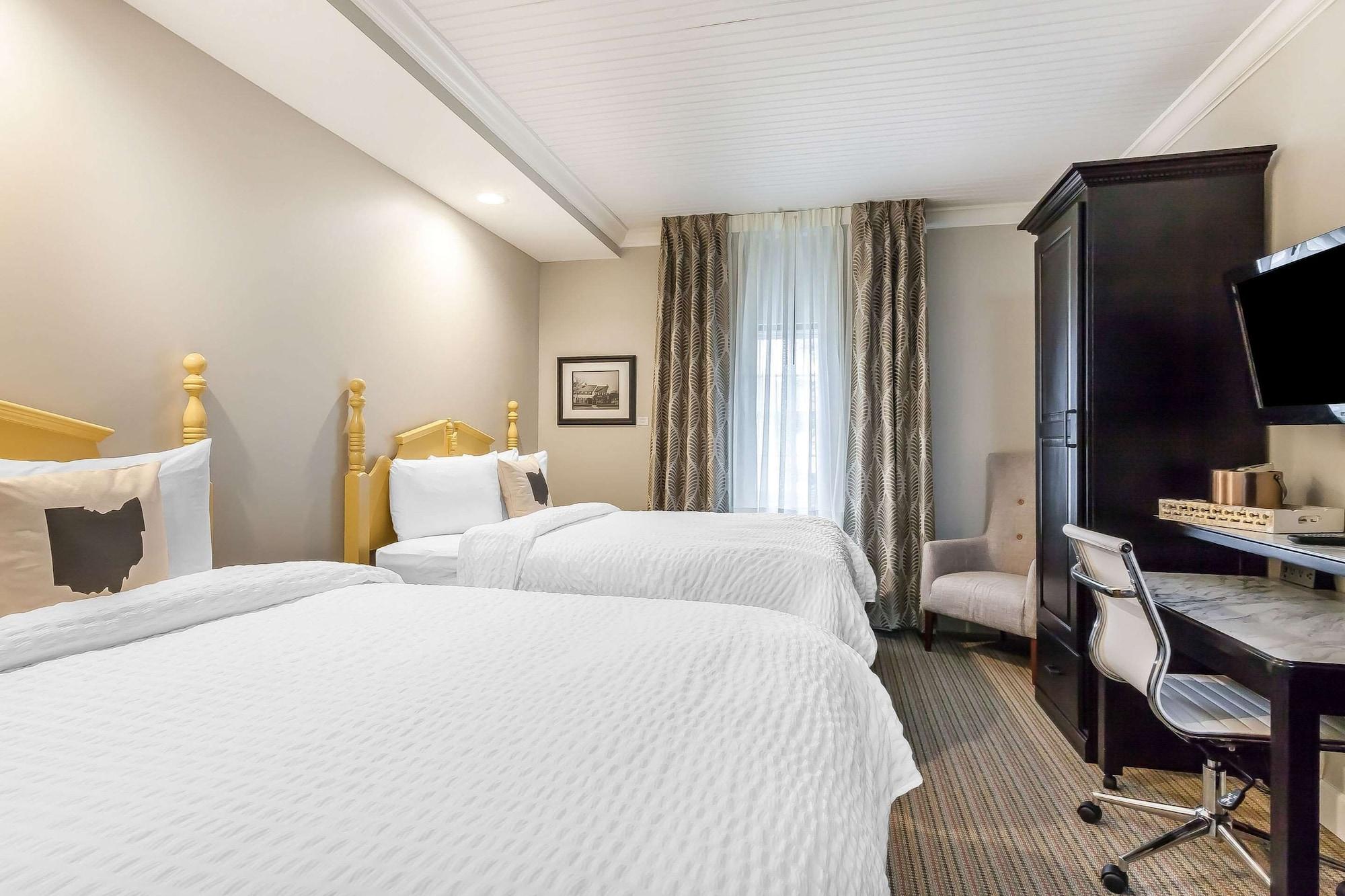 The Aurora Inn Hotel And Event Center エクステリア 写真