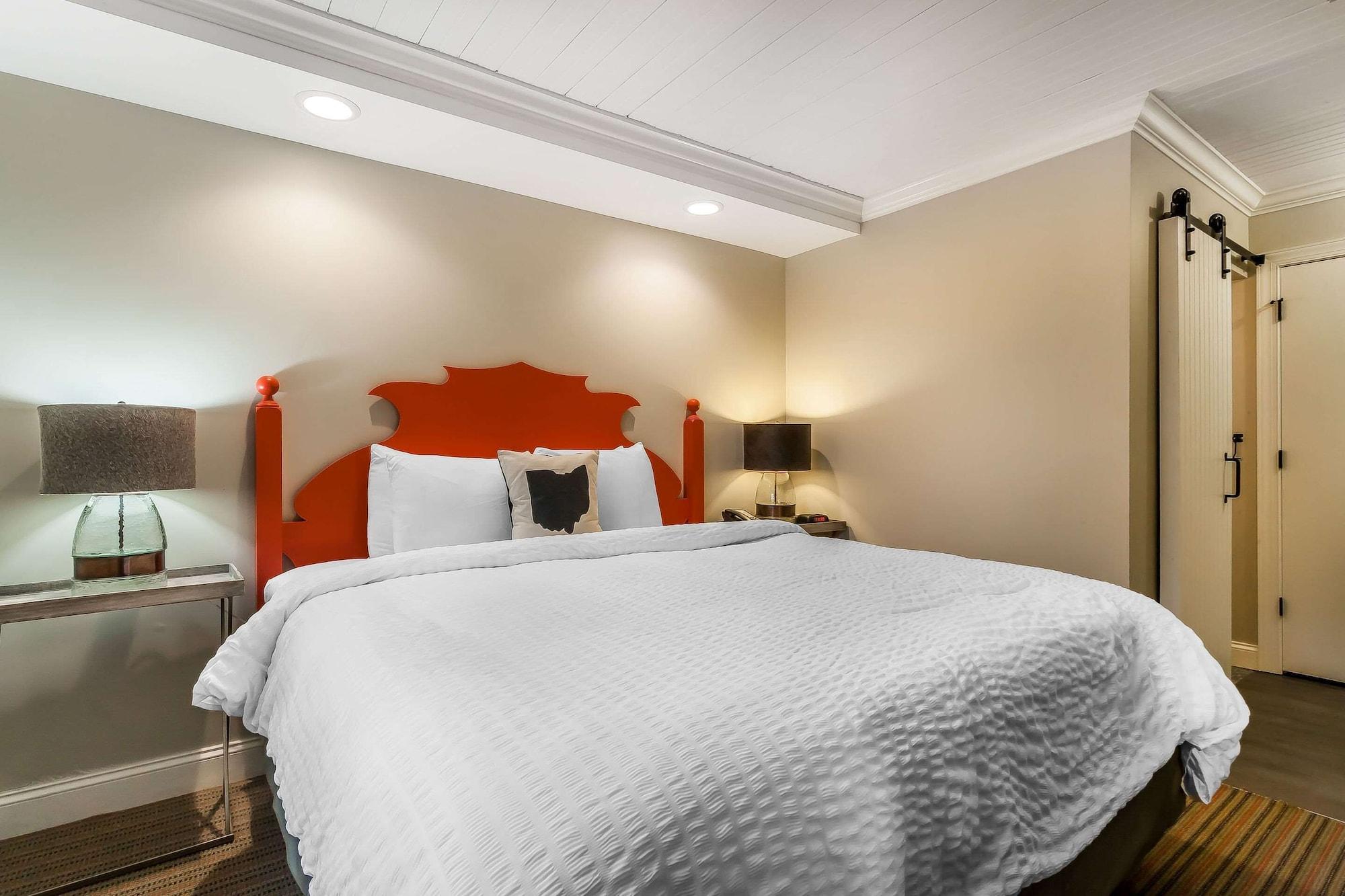 The Aurora Inn Hotel And Event Center エクステリア 写真