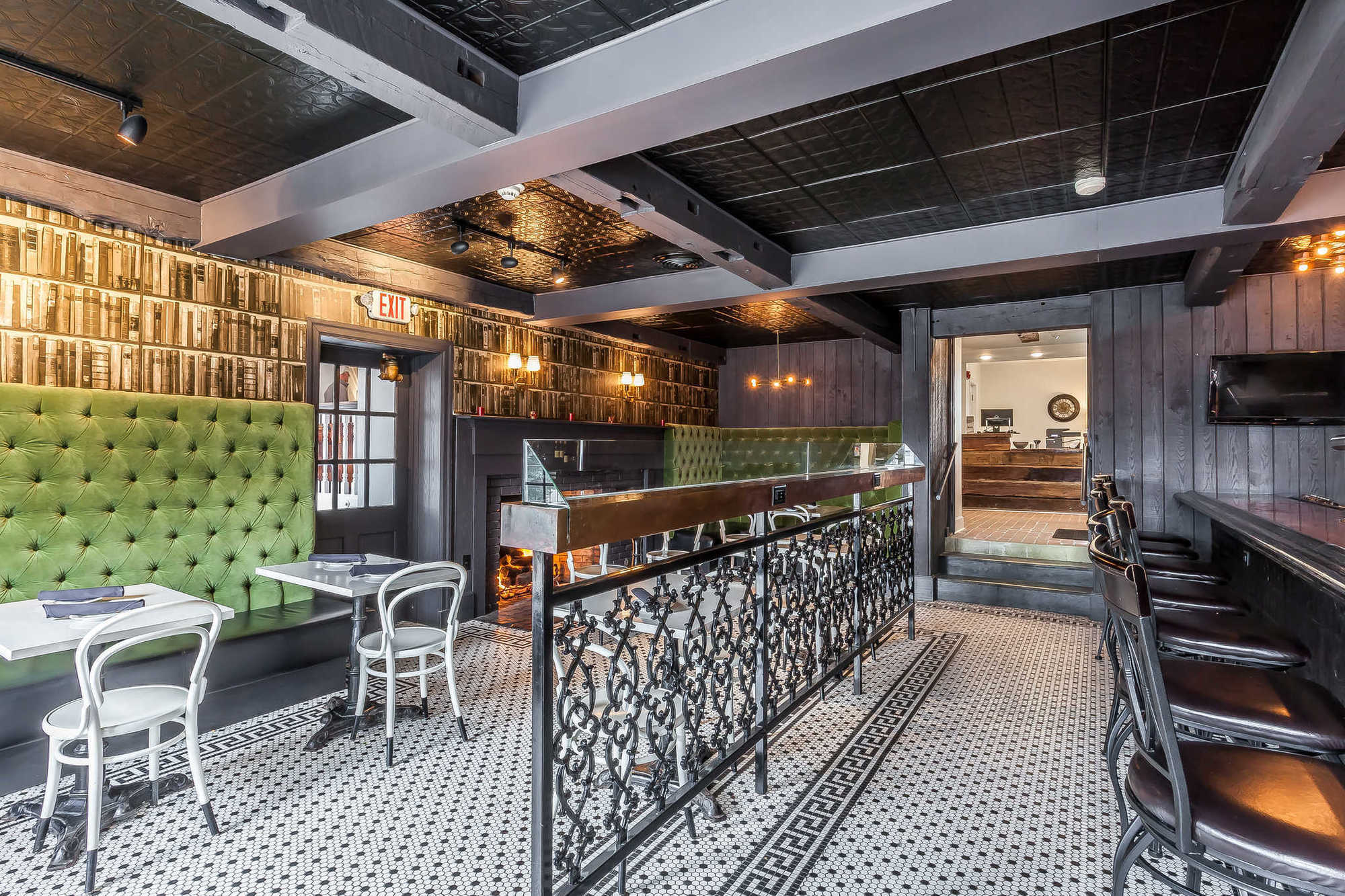 The Aurora Inn Hotel And Event Center レストラン 写真