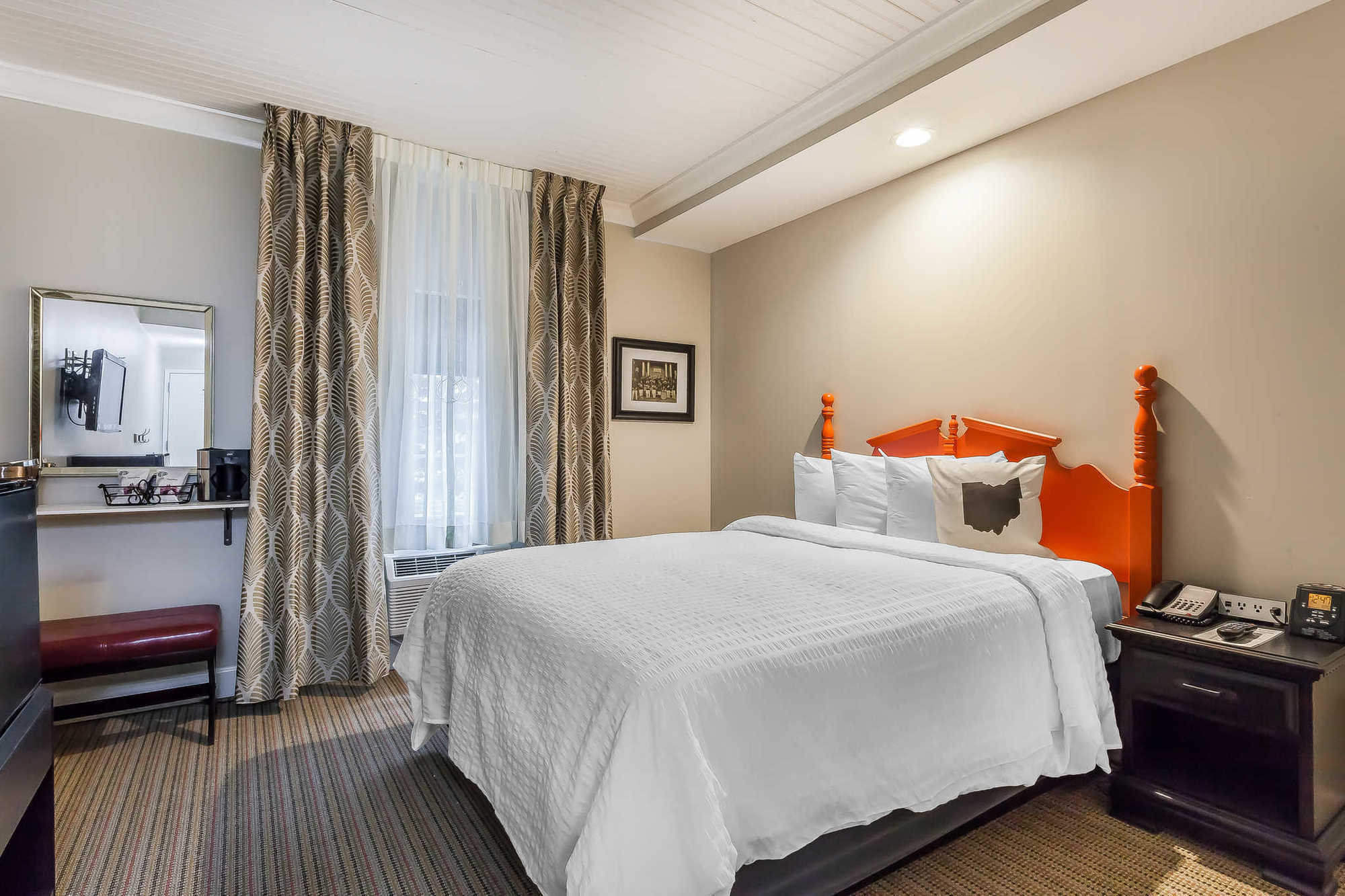 The Aurora Inn Hotel And Event Center 部屋 写真
