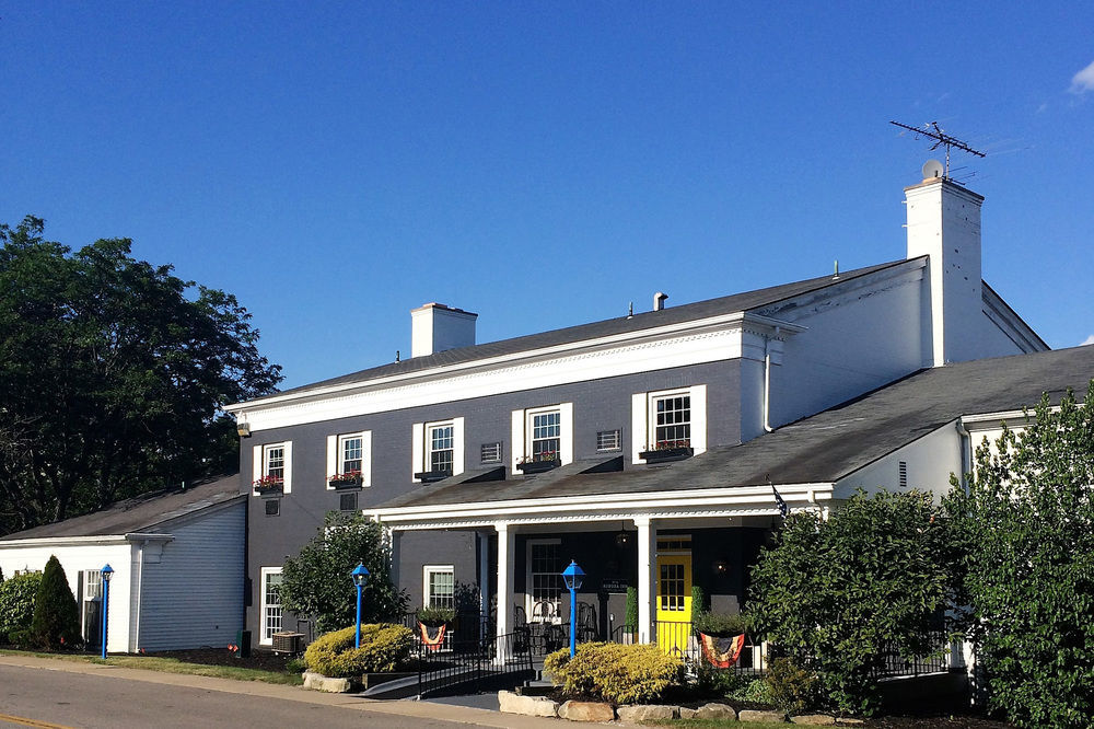 The Aurora Inn Hotel And Event Center エクステリア 写真